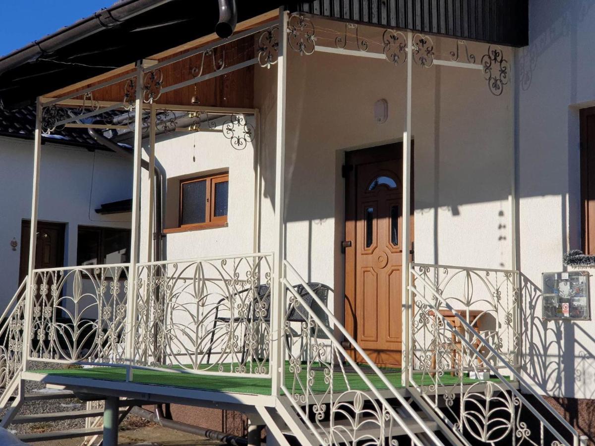 Gura Haitii Guest House La Tata מראה חיצוני תמונה